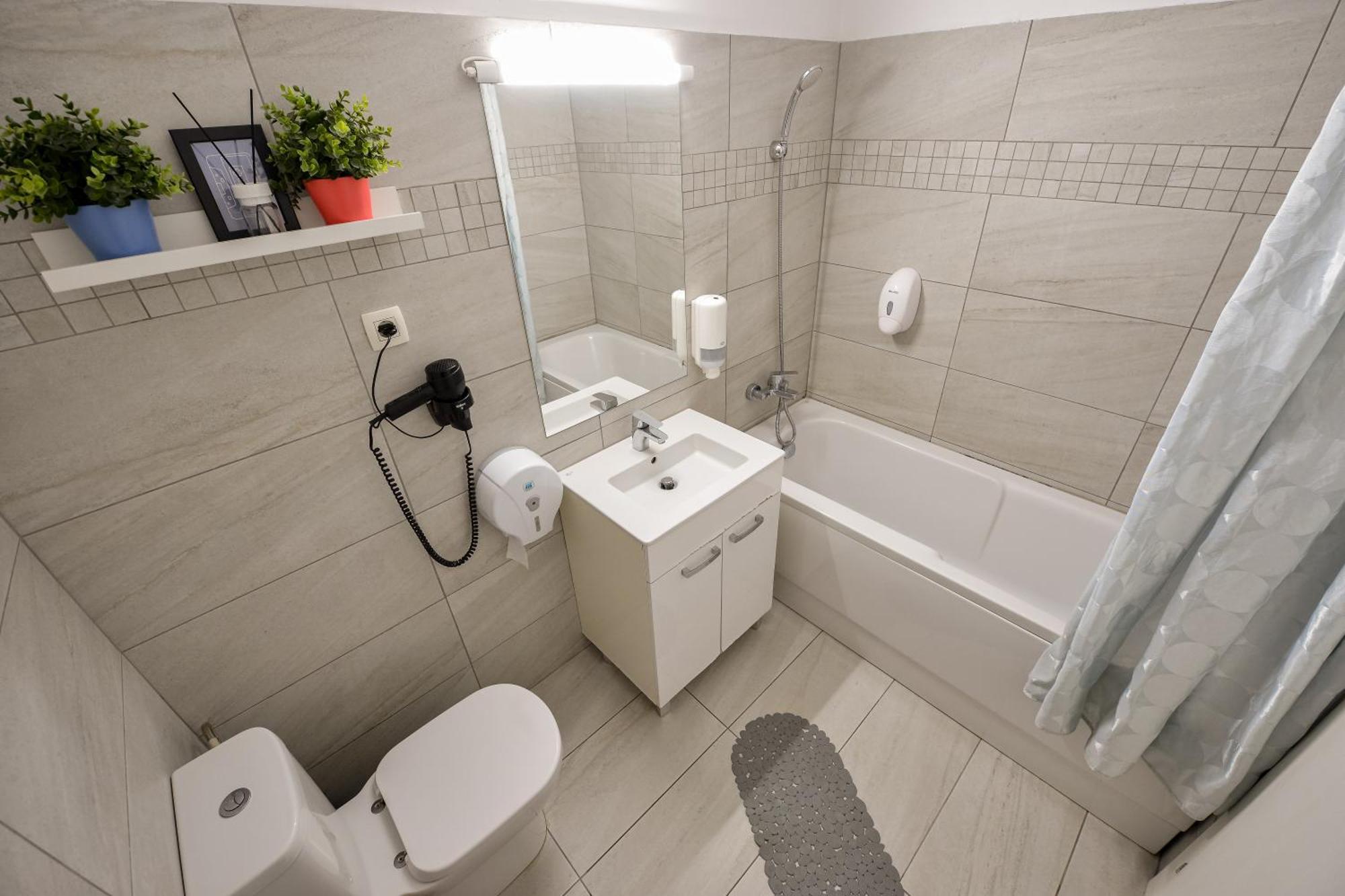 Harmony Residence Bukares Bagian luar foto